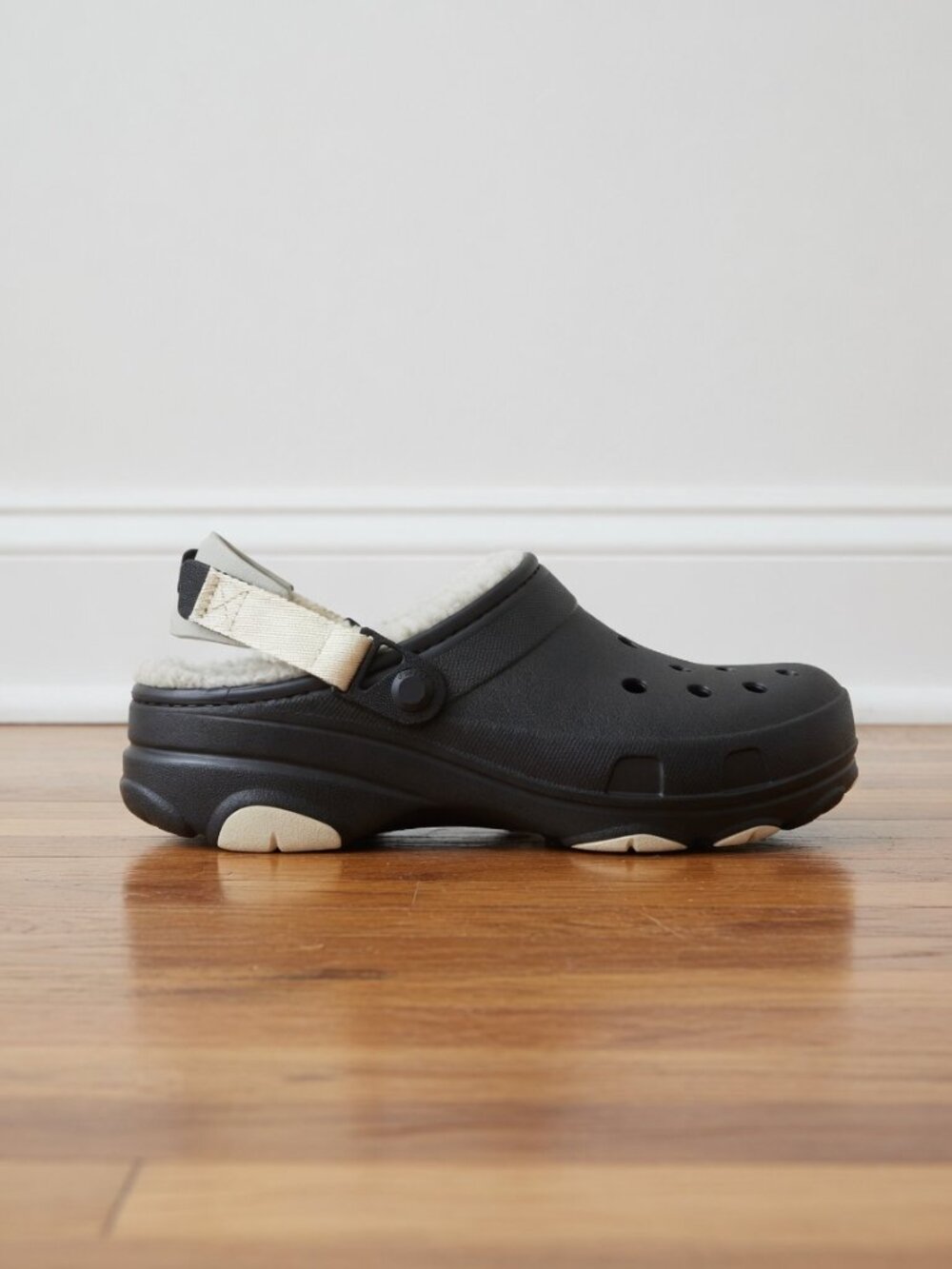 Crocs All Terrain Lined Clog Black Women's Size 6 New